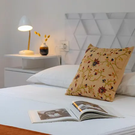 Inar Centrico Junto Ayuntamiento & Ria *