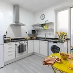 Inar Centrico Junto Ayuntamiento & Ria Apartment *
